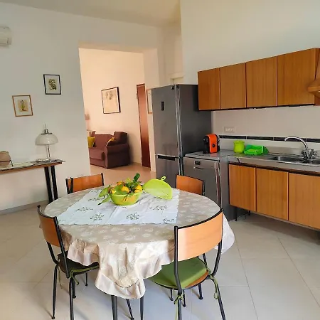 Miriam Not Far From The Center Lägenhet