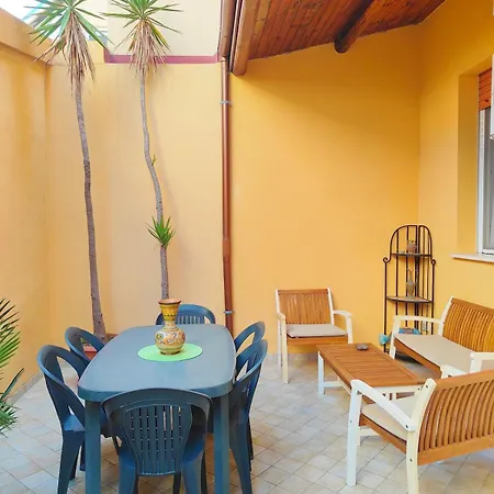 Lägenhet Miriam Not Far From The Center