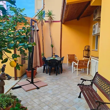 Miriam Not Far From The Center Lägenhet Alghero