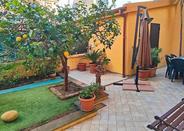 Miriam Not Far From The Center Апартаменты *